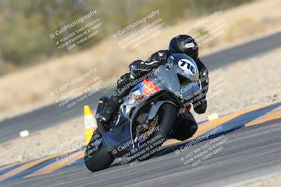 media/Jan-14-2024-SoCal Trackdays (Sun) [[2e55ec21a6]]/Turn 6 (125pm)/